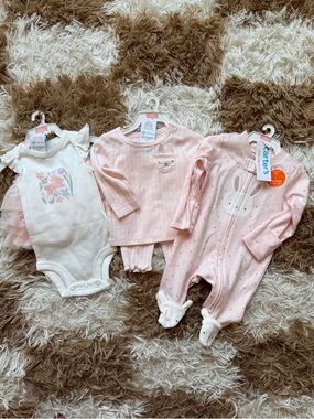 Brand New Spring Carters Newborn Baby Girl Outfits